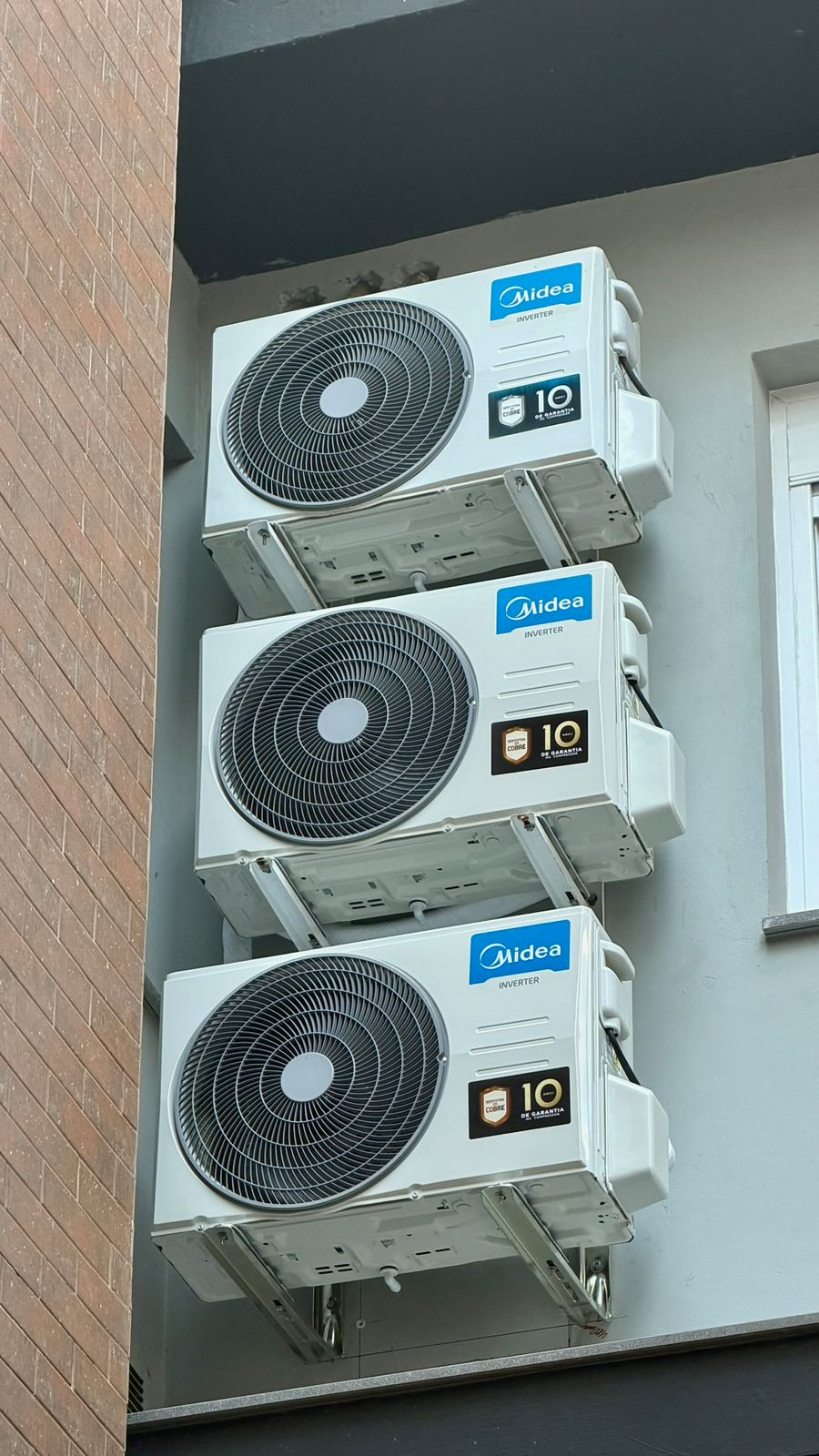 Instalação de condensadoras Midea