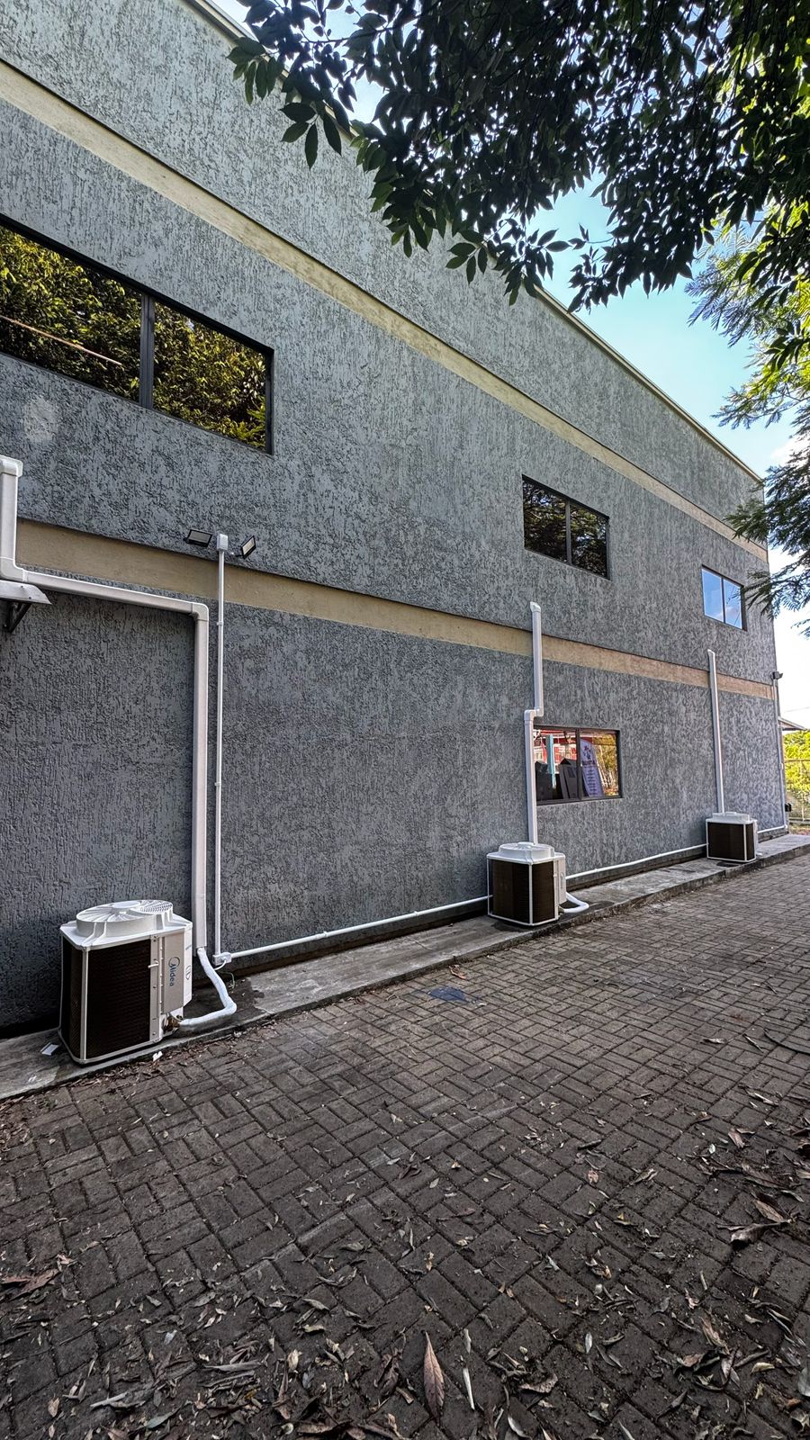 Sistema de climatização em galpão
